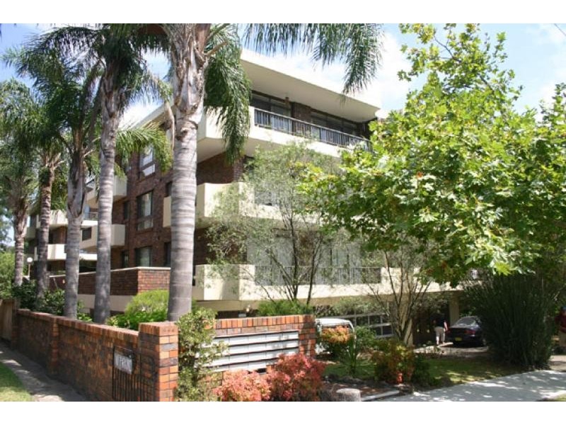 13/10 Brook Street, Crows Nest NSW 2065