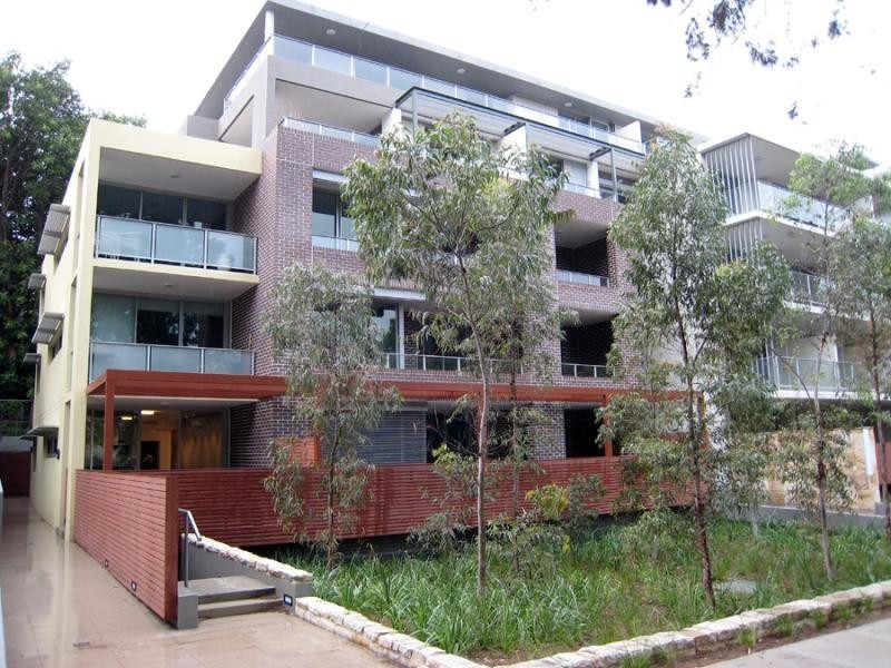 Unit 106/2 Duntroon Ave, St Leonards NSW 2065