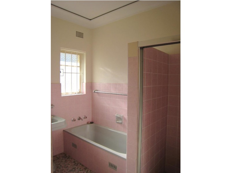 19 Valleyview Crescent, Greenwich NSW 2065