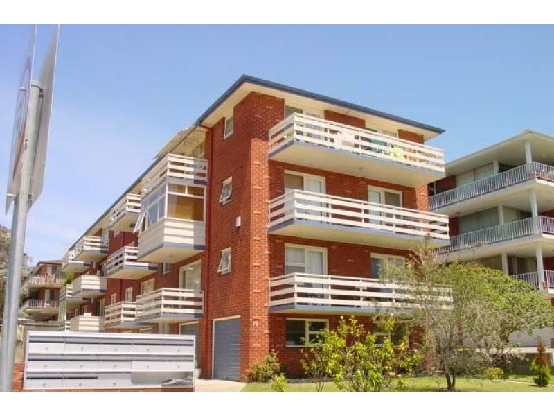 10/79 Howard Avenue, Dee Why NSW 2099