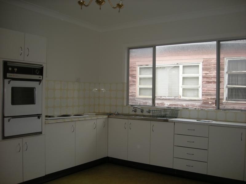 6 Tor Road, Dee Why NSW 2099