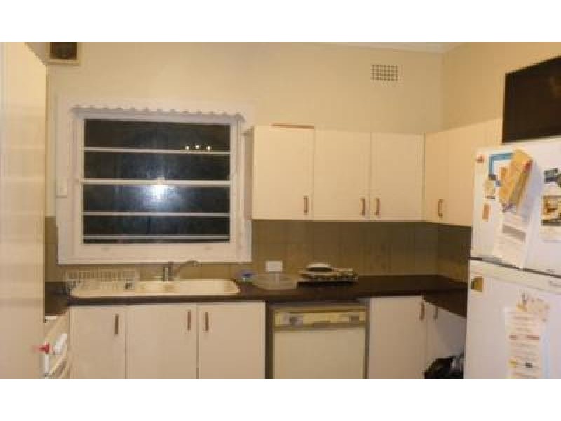 1/2 B Illawong Avenue, Tamarama NSW 2026