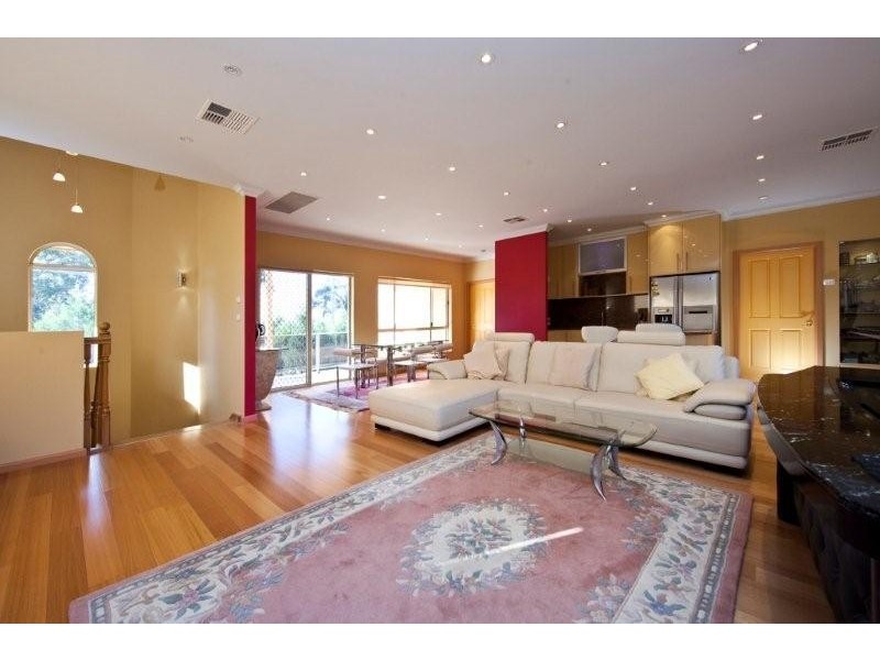 16 O Russell Street, New Lambton NSW 2305