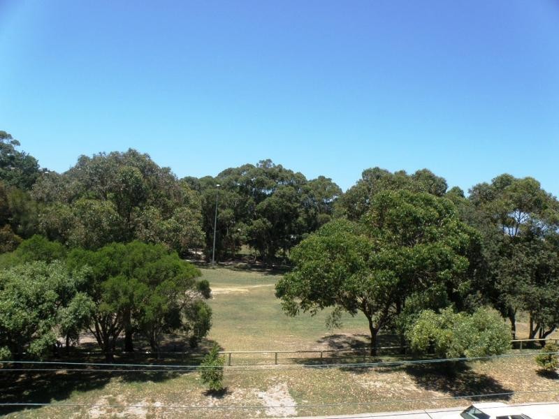 2/54 Mount St, Coogee NSW 2034