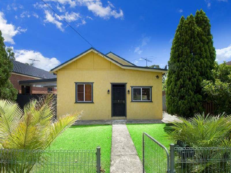 Greenacre NSW 2190
