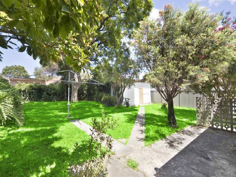 8 PRINCESS AVENUE, North Strathfield NSW 2137
