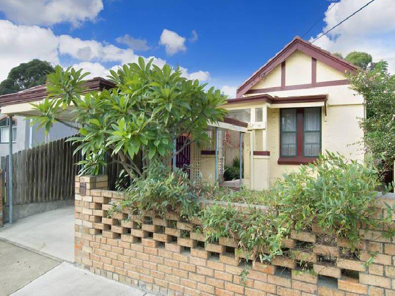178 CORONATION PARADE, Croydon Park NSW 2133