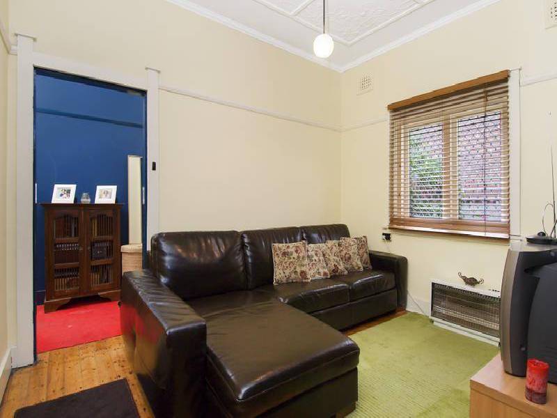 38 BURNHAM STREET, Belfield NSW 2191