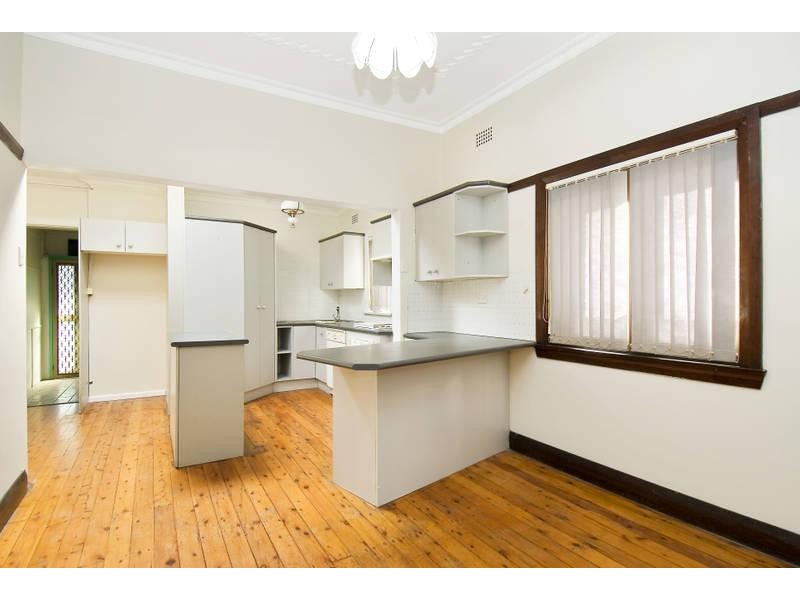 3 INDIANA AVENUE, Belfield NSW 2191