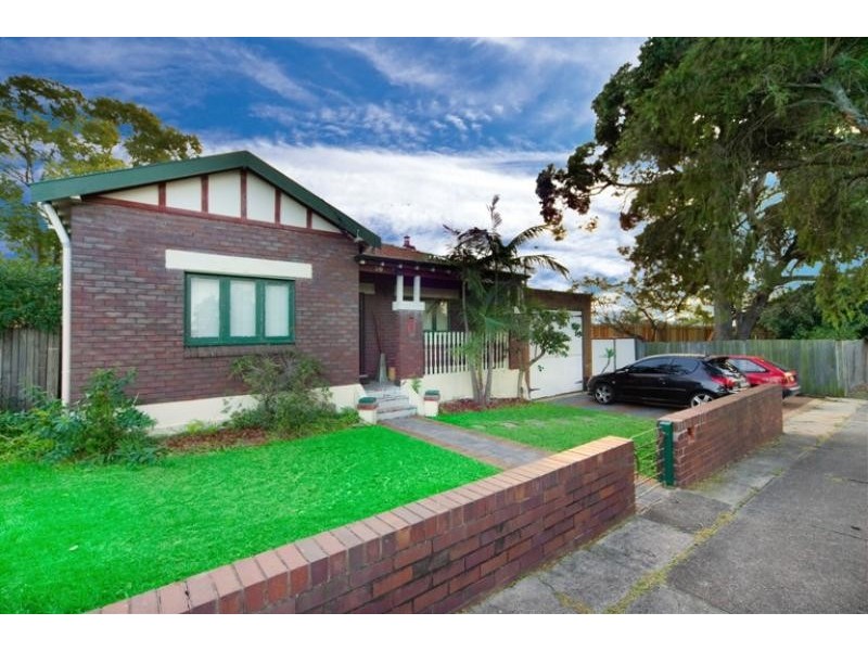 38 BURNHAM STREET, Belfield NSW 2191