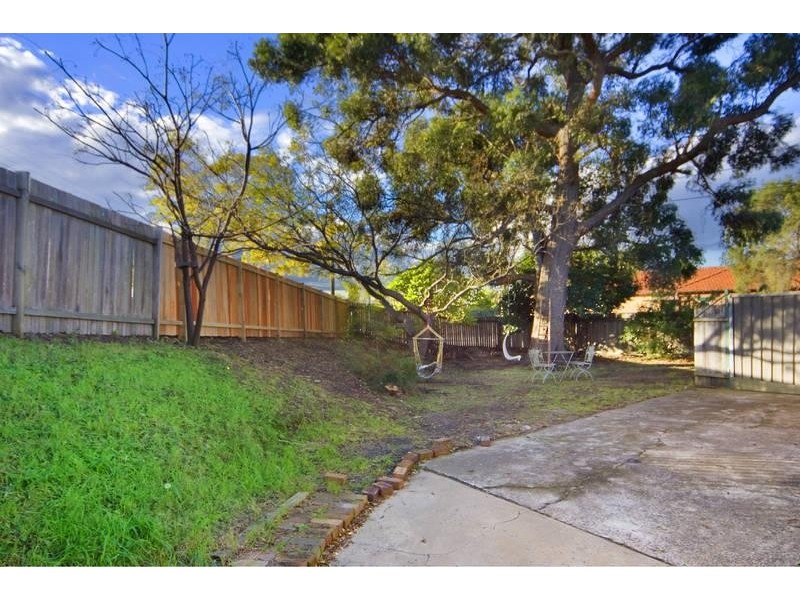 38 BURNHAM STREET, Belfield NSW 2191