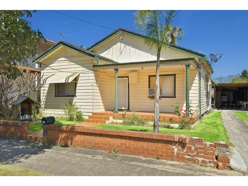 44 SEYMOUR PARADE, Belfield NSW 2191