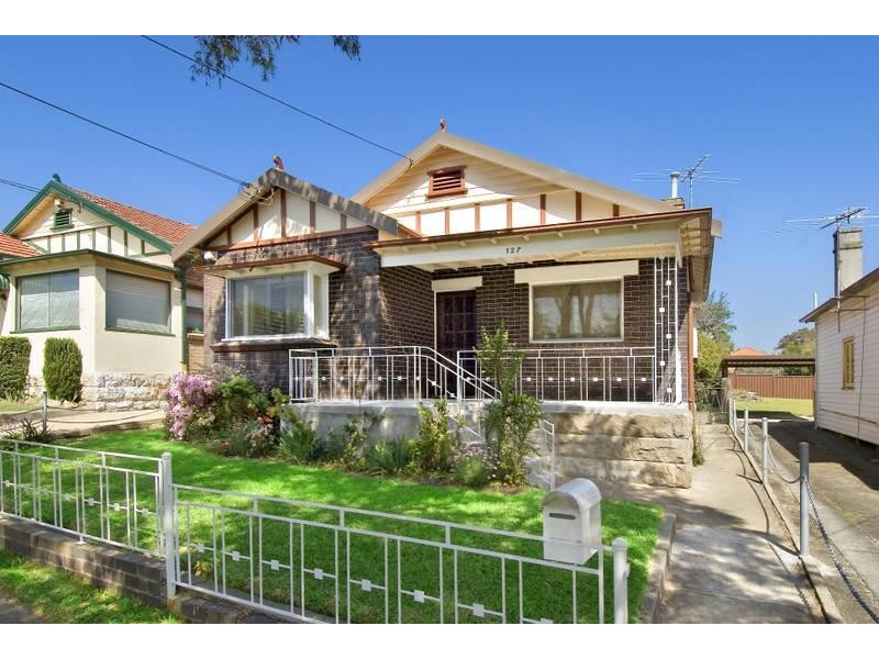 127 DENNIS STREET, Lakemba NSW 2195