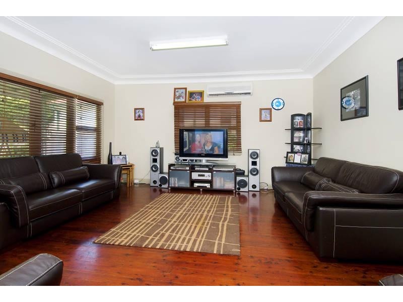 30 RIGA AVENUE, Greenacre NSW 2190