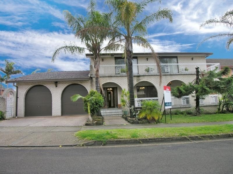 20 ISLINGTON CRESCENT, Greenacre NSW 2190