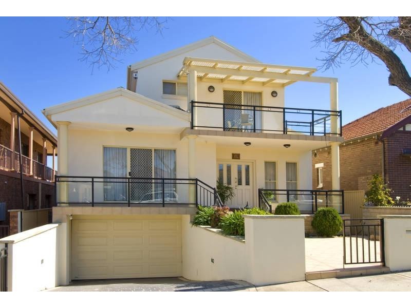 13 MANNING AVENUE, Strathfield South NSW 2136