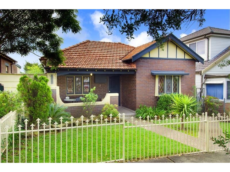 7 HALL STREET, Belmore NSW 2192