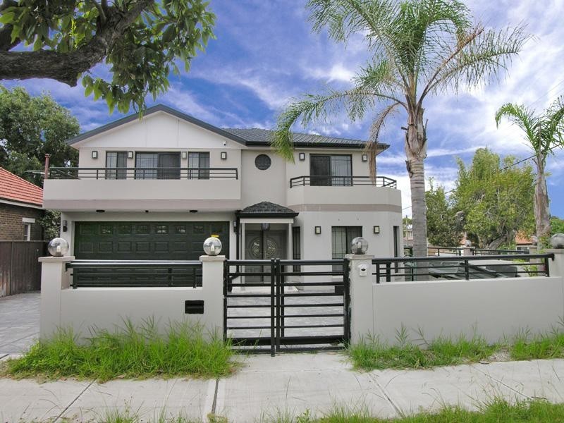 18 FAUX STREET, Wiley Park NSW 2195