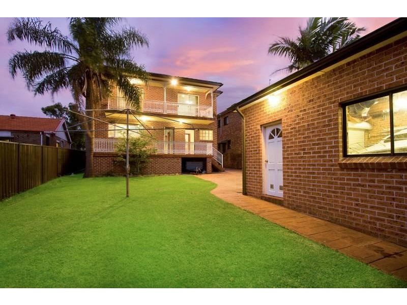 23 WARBRICK STREET, Concord NSW 2137