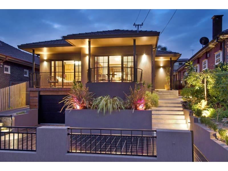 86 BURNELL STREET, Russell Lea NSW 2046