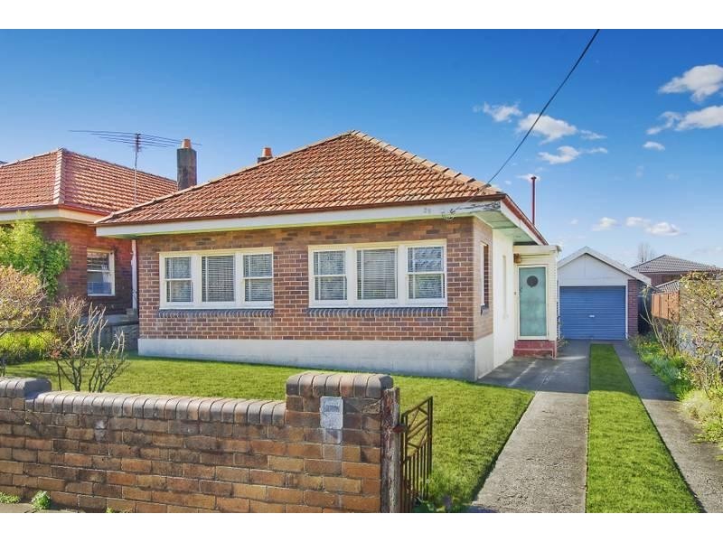 25 SEYMOUR PARADE, Belfield NSW 2191