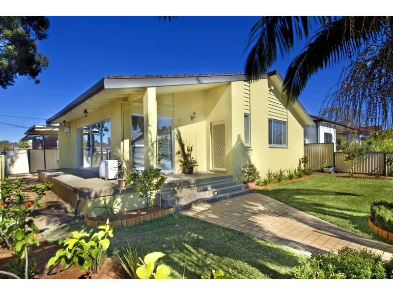 7 Kingsbury Street, Croydon Park NSW 2133