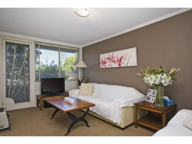 1/2 Mooney Street, Strathfield South NSW 2136
