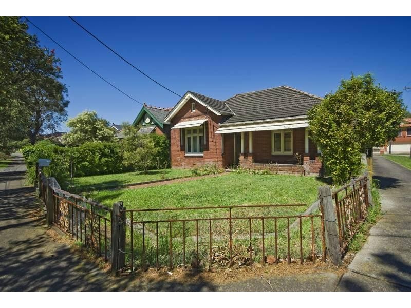 21 Ardgryffe Street, Burwood Heights NSW 2136