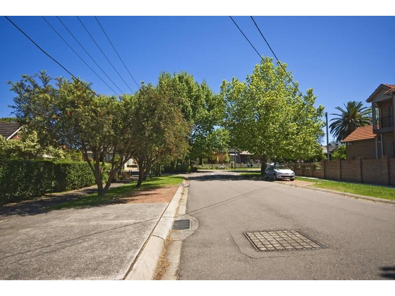 21 Ardgryffe Street, Burwood Heights NSW 2136
