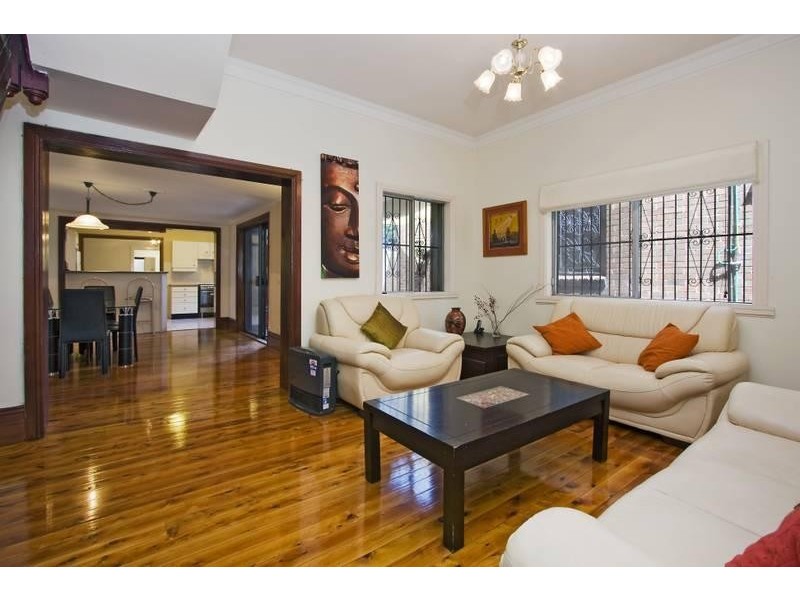 26 Hanks Street, Ashfield NSW 2131