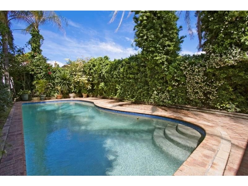 26 Hanks Street, Ashfield NSW 2131