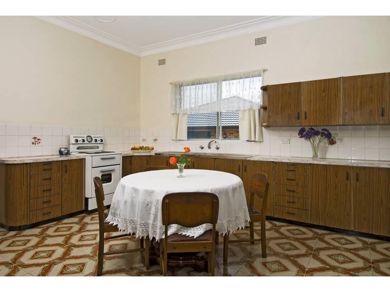 27 Hammond Avenue, Croydon NSW 2132