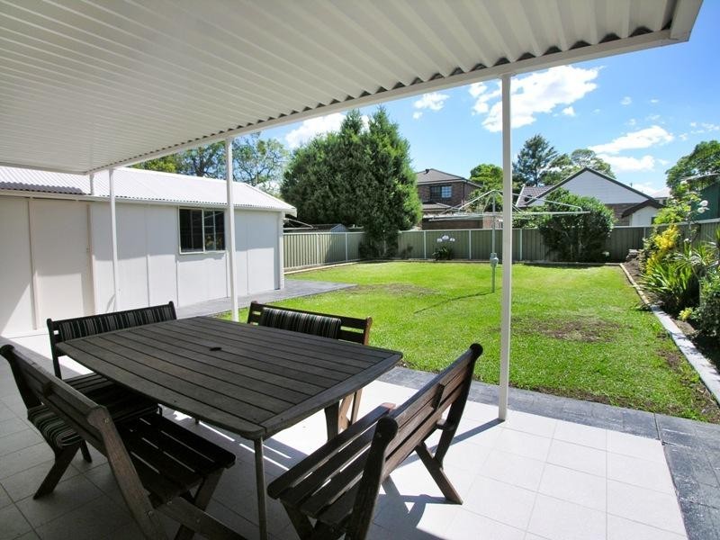 4 Patricia, Belfield NSW 2191