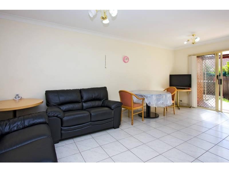 2/4 Birdwood Avenue, Belfield NSW 2191