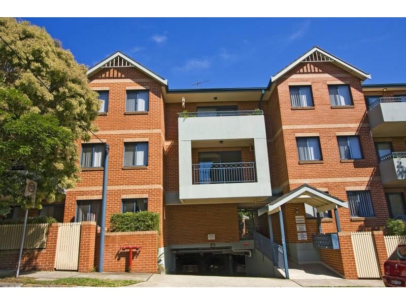 10/16 Sadlier Crescent, Petersham NSW 2049