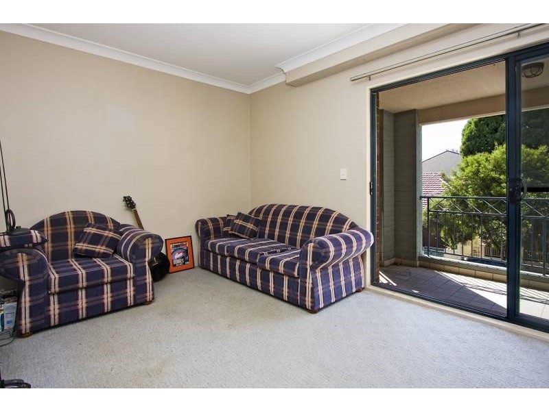 10/16 Sadlier Crescent, Petersham NSW 2049