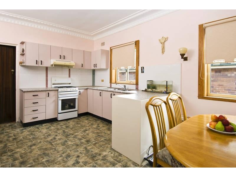 18 Acton Street, Croydon NSW 2132