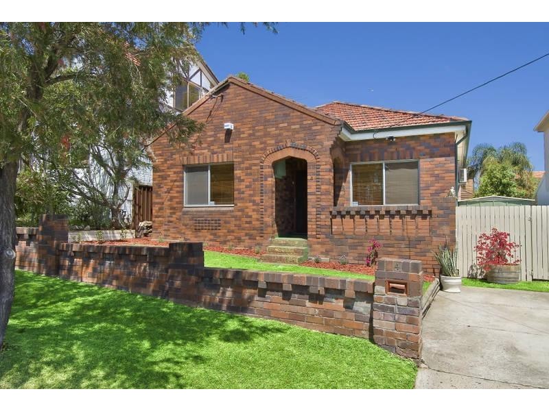 4 Hansen Avenue, Earlwood NSW 2206