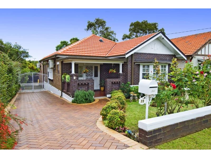 35 Iandra Street, Concord West NSW 2138