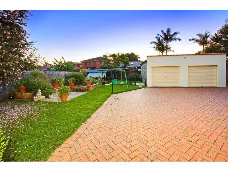 25 Myee Avenue, Strathfield NSW 2135