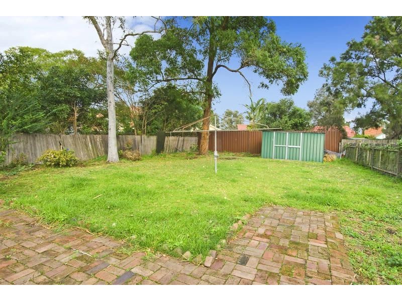10 Boronia Street, Belfield NSW 2191