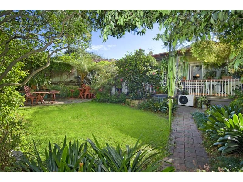 96 Floss Street, Hurlstone Park NSW 2193