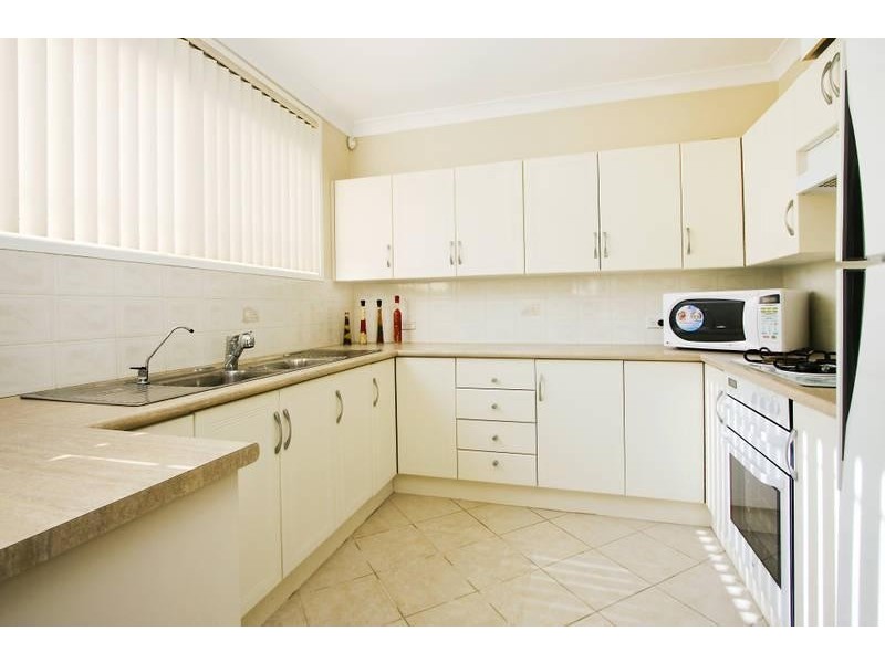 3/18 Lancaster Avenue, Punchbowl NSW 2460