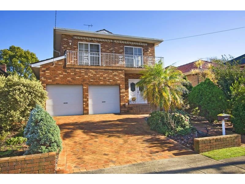 12 Collingwood Avenue, Cabarita NSW 2137