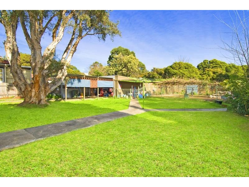 1 Sylvanus Street, Greenacre NSW 2190