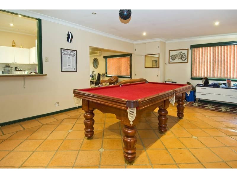 1 Sylvanus Street, Greenacre NSW 2190