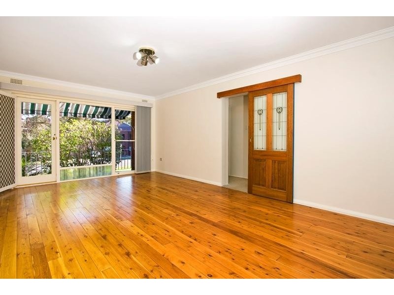 2/1 Blackwood Avenue, Ashfield NSW 2131