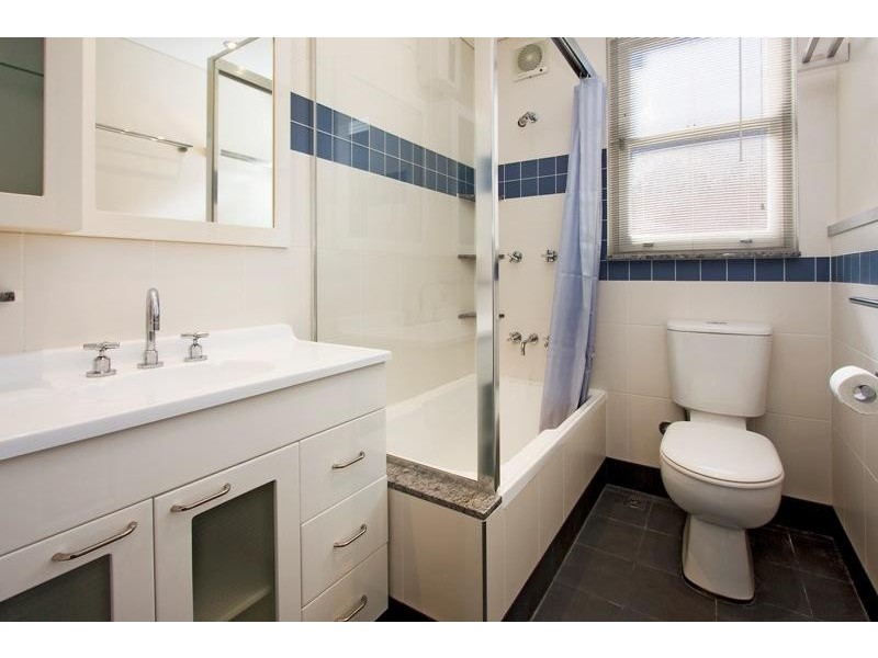 2/1 Blackwood Avenue, Ashfield NSW 2131