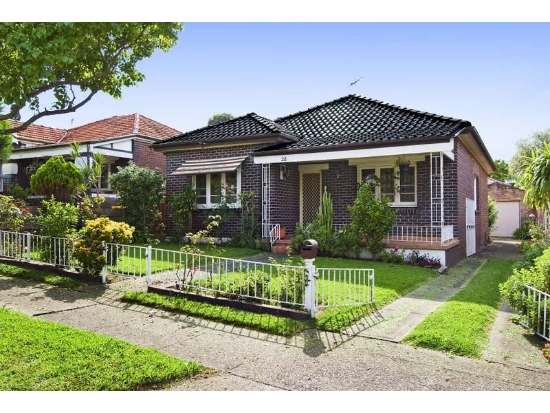 28 Holmwood Avenue, Strathfield South NSW 2136