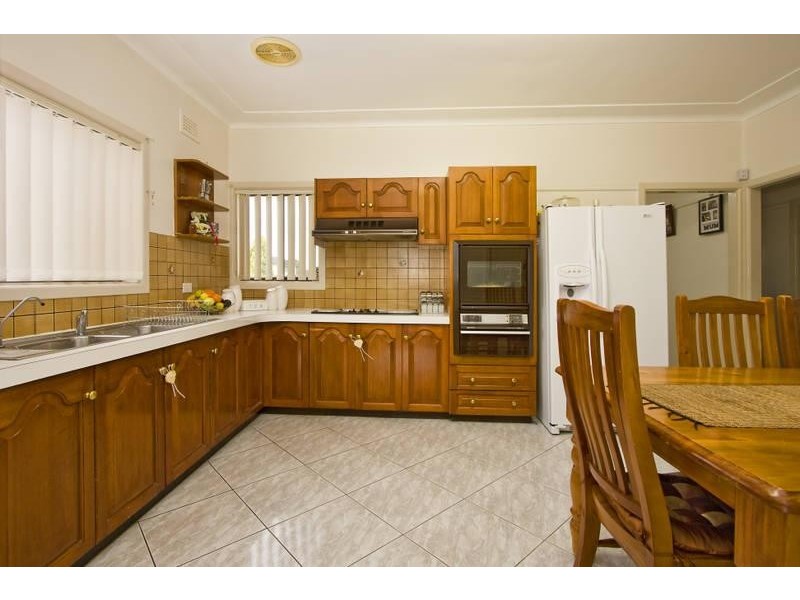 110 Acacia Avenue, Greenacre NSW 2190